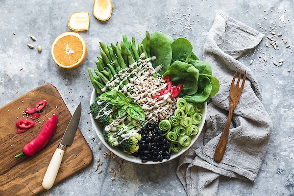 Green Spring Bowl with YOGI TEA® Heartwarming