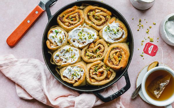 Vegan kanelbullar met YOGI TEA® Classic!