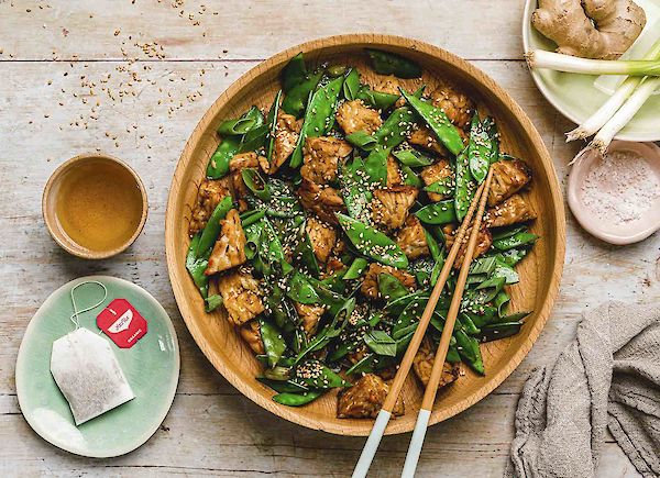 Tempeh stir fry with sesame and ginger
